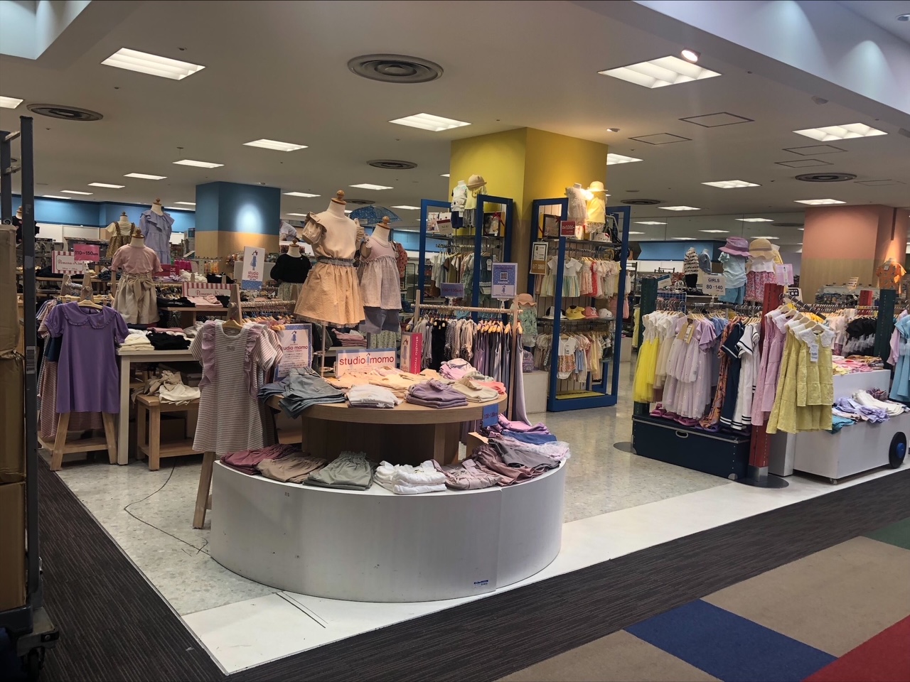 KIDS CLOTHET岐阜店